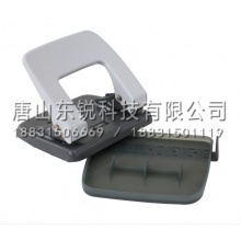 得力(deli)φ6mm可打20页两孔打孔器打孔机 中号0102